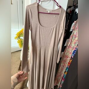 Nine Britton Taupe Long Sleeve Dress(New)